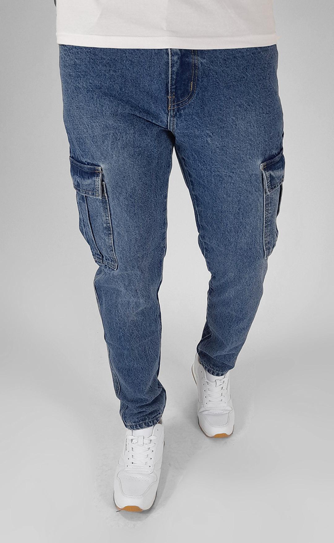 Los pantalones baggy para hombre recuperan su esplendor